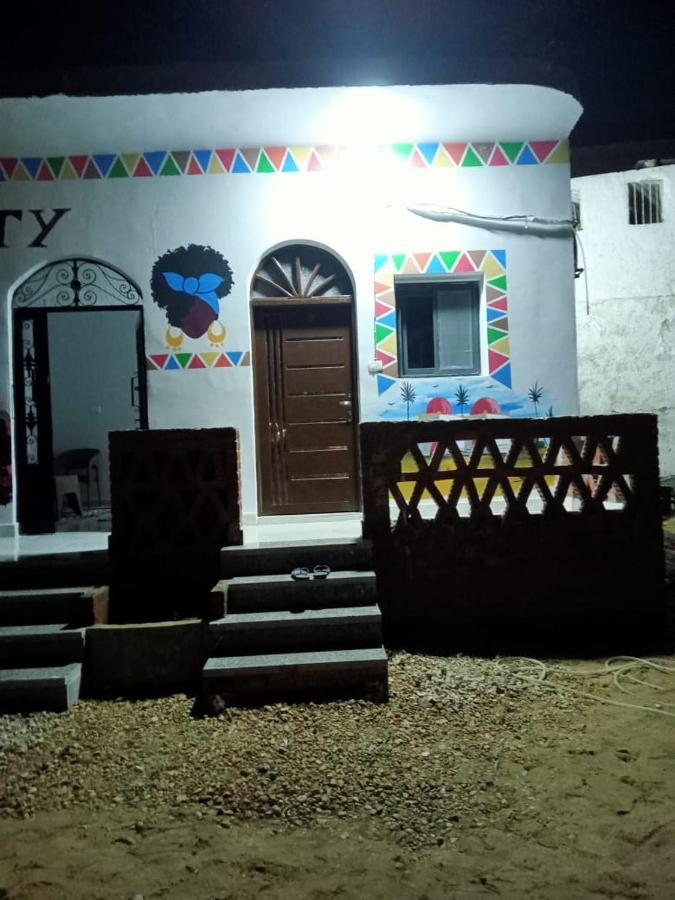 אסואן Onaty Narty Guest House מראה חיצוני תמונה